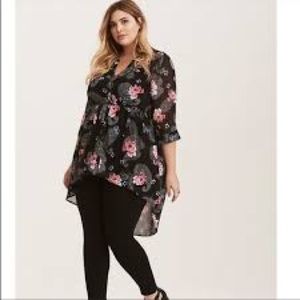 Torrid Paisley Print Chiffon Button Front Top